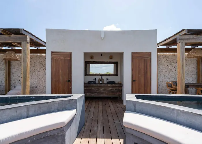 Villa Chic 3br - 2 Pools With Rooftop Pool Modern Boho Design *