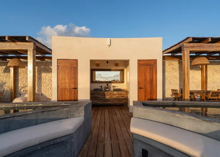 Chic 3br - 2 Pools With Rooftop Pool Modern Boho Design Villa